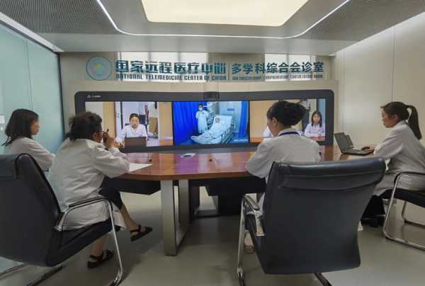 郑大一附院转运600多名重症病人（郑大一附院重症监护室）